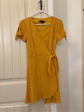 Lulus XS Mustard Yellow Wrap Dress Tie Sleeve Faux Wrap Mini Dress Boho